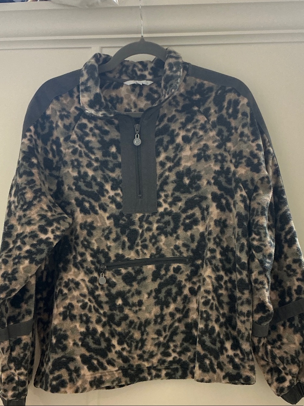 Leopard Print Quarter-Zip Fleece Pullover - Black & Brown